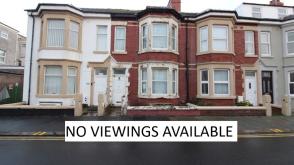 The property is in very poor condition in Blackpool photo