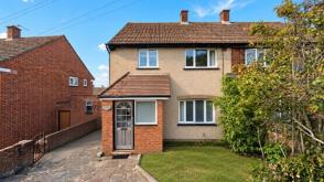 House in Need of Refurbishment in Croydon photo
