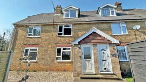 House requiring modernisation in FAVERSHAM photo