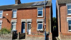 An end terraced house requiring modernisation in Felixstowe photo