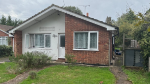 Three-Bedroom Bungalow For Refurbishment in Ashford photo