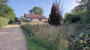 Bungalow requires refurbishment or replacement in Norwich photo