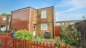 Freehold two floor house requiring updating in CRAWLEY photo