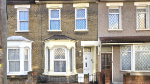 A Terrace House requiring modernisation in Stratford photo