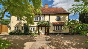 House and land for sale in Staines-Upon-Thames photo