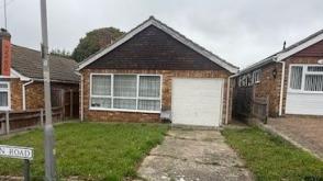 REFURBISHMENT OPPORTUNITY in Holland-on-Sea photo