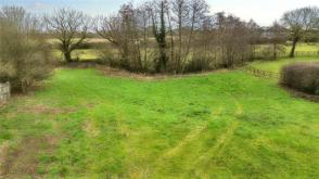 Land for sale in Oakhanger photo