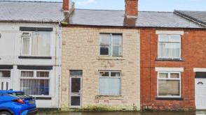 The property requires a program of refurbishment in Nottinghamshire photo