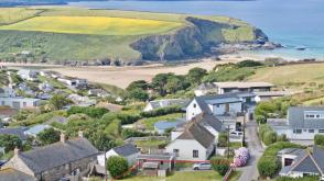 Development opportunity in Mawgan Porth photo