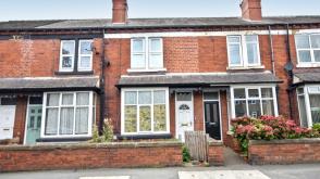 Terrace property does require renovation in Leeds photo