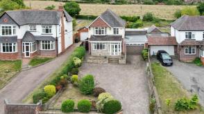 Detached family home for modernisation in Marlbrook photo