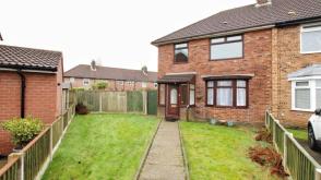 Semi-detached house in need of modernisation in Liverpool photo