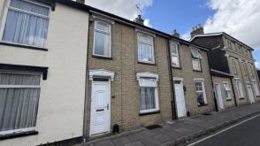 Property requiring full refurbishment in Ipswich photo