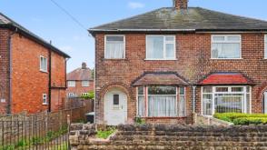 The property requires a program of refurbishment in Nottingham photo
