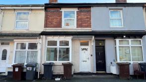 The property is in need of modernisation in Wolverhampton photo