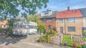 This is a large five-bedroom house in need of general refurbishment in Allerton photo