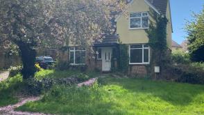 Property requires refurbishment in Papworth Everard photo