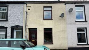 The property require refurbishment in Ebbw Vale photo