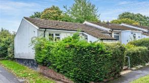 Bungalow requiring updating/refurbishment in BRACKNELL photo