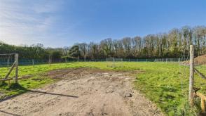 Land for sale in Warsash photo