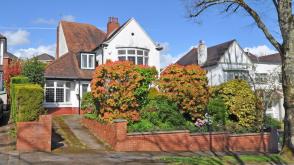 Home in need of refurbishment throughout in Newport photo