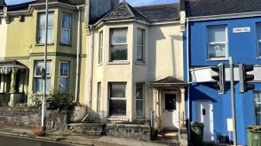 Requiring renovation in Plymouth photo