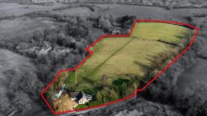 Plot for sale in Lighthorne photo
