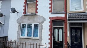 3 bedroom renovation project in Bridgend photo