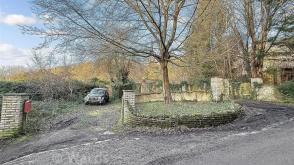 Redevelopment opportunity in Meopham photo