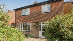Detached house requiring refurbishment in Bromley photo