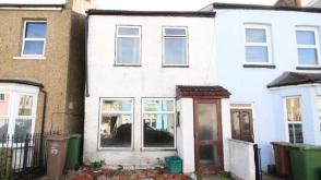 REFURBISHMENT OPPORTUNITY in Worcester Park photo