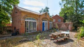 Development for sale in Stratford-Upon-Avon photo