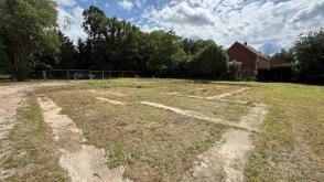 Large building plot in Stratton Strawless photo