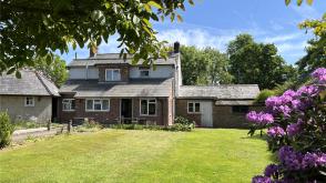 Potential to extend and develop in Lymington photo