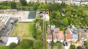 Land for sale in Wimbledon photo
