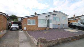 Bungalow in Need Of Some Cosmetic Upgrading in Conwy photo