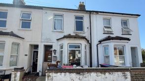 REFURBISHMENT OPPORTUNITY IN Shoeburyness photo