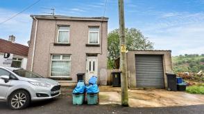 Property to renovate in Treharris photo
