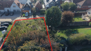 Cottage For Demolition in Colchester photo