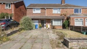 The property is need of modernisation in Norwich photo