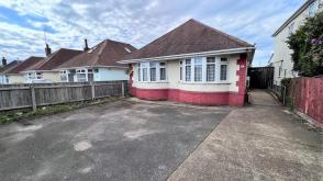 Under Offer, Property for modernisation in Poole photo