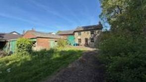 Farmhouse with barn in Elswick photo