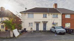 HOUSE | COSMETIC UPDATING in Knowle photo