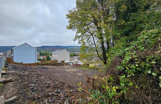 Land for sale in Aberdare photo