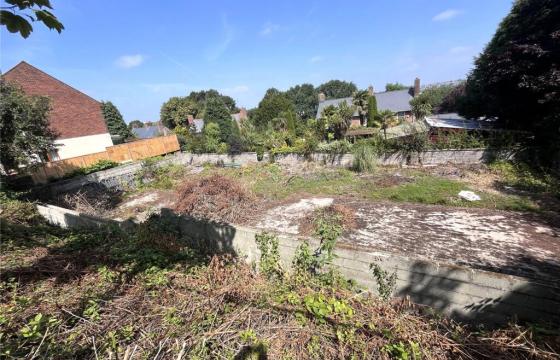 Land for sale in Pembroke Dock photo