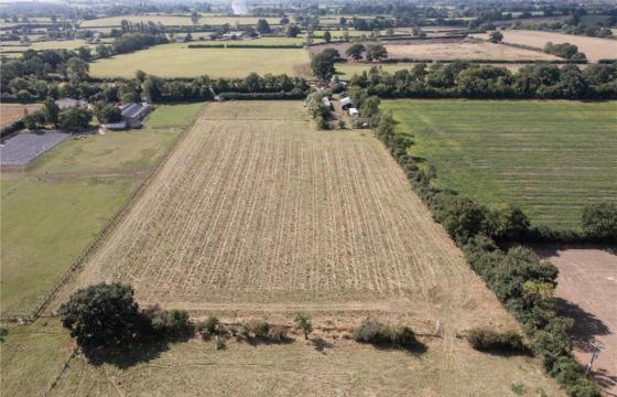 Conversion for sale in Moreton-In-Marsh photo
