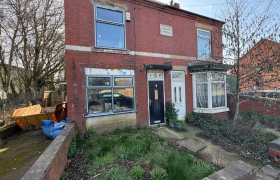 Exciting renovation opportunity in Sheffield photo