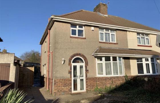 Property for modernisation in Uplands, Bristol photo