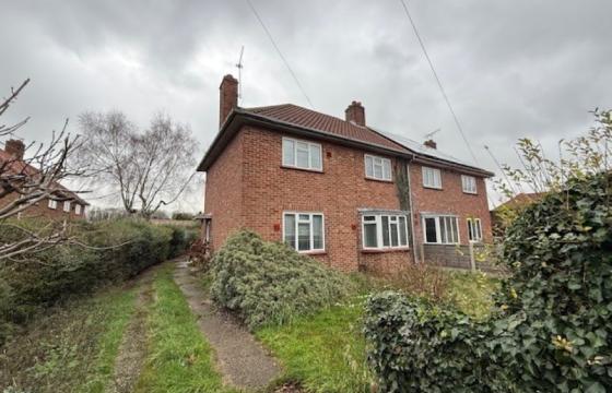 House requiring modernisation in Norwich photo