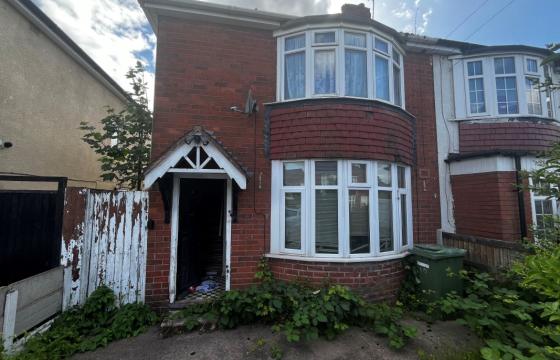 The property requires refurbishment in Wolverhampton photo
